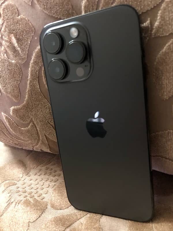 Iphone 14 pro max 1