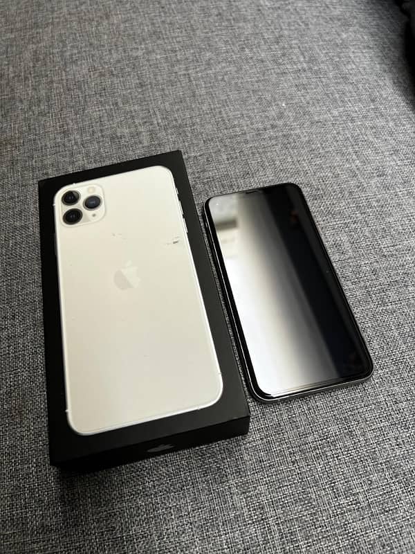 iphone 11 pro max PTA APPROVED 0