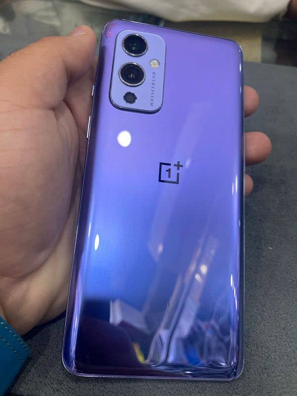 One Plus 9 5G 12/256 9
