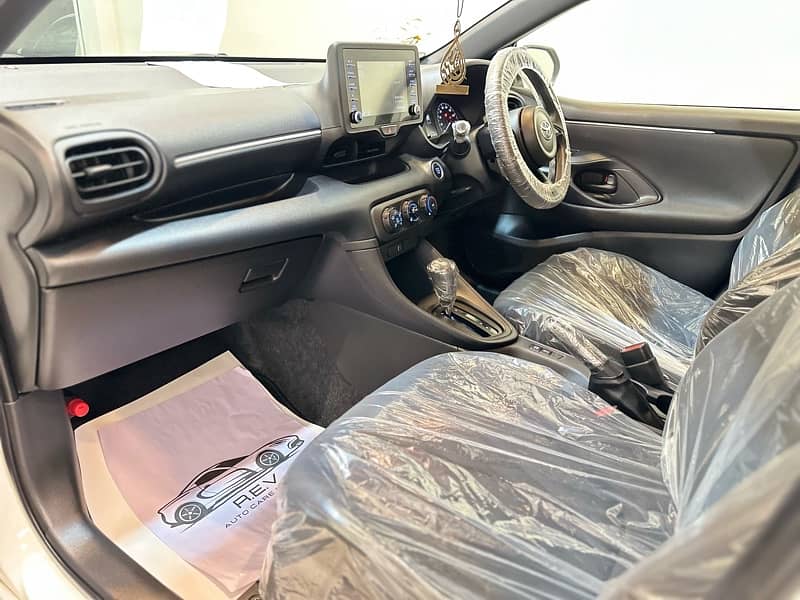 Toyota Yaris 2021 4-Grade APRIL 2025 Import passo swift 2022 2024 2023 9