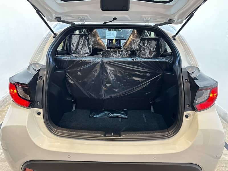 Toyota Yaris 2021 4-Grade APRIL 2025 Import passo swift 2022 2024 2023 15