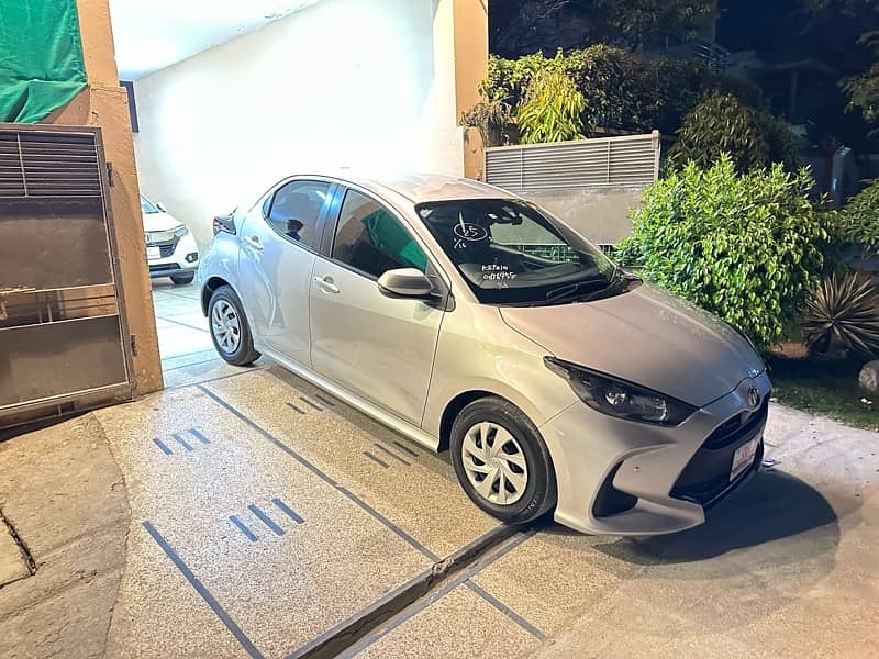 Toyota Yaris 2022 4-Grade April 2025 passo swift cultus 2023 2024 2021 0