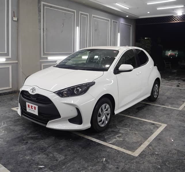 Toyota Yaris 2022 4-Grade April 2025 passo swift cultus 2023 2024 2021 2