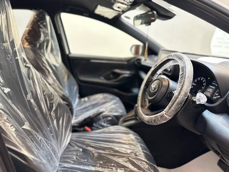 Toyota Yaris 2022 4-Grade April 2025 passo swift cultus 2023 2024 2021 14