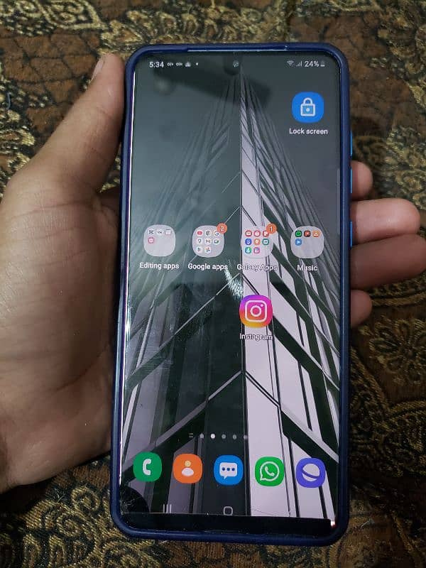 samsung s20 plus non pta  128 minor dot fonrt break back break. 0