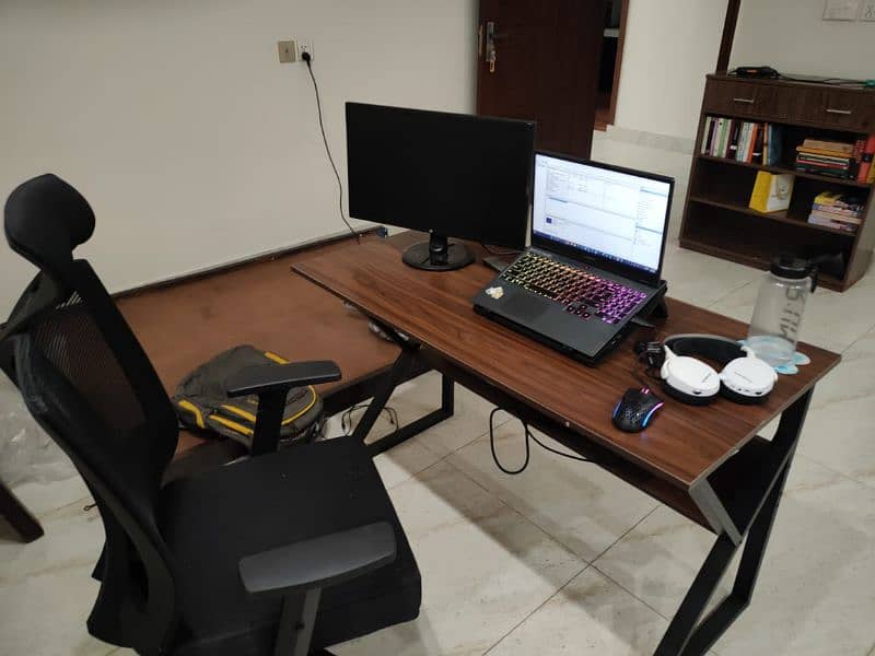 Gaming desk table study table computer table and chairs 10