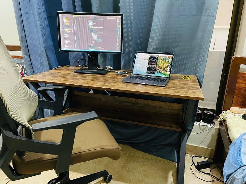 K table office table gaming table writing table podcast setup table 1