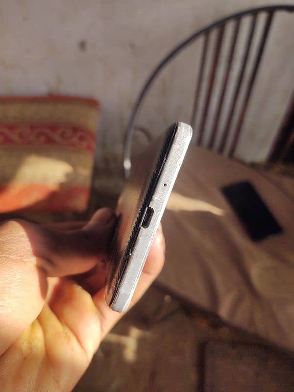 Sumsang Galaxy Grand Prime+ 5