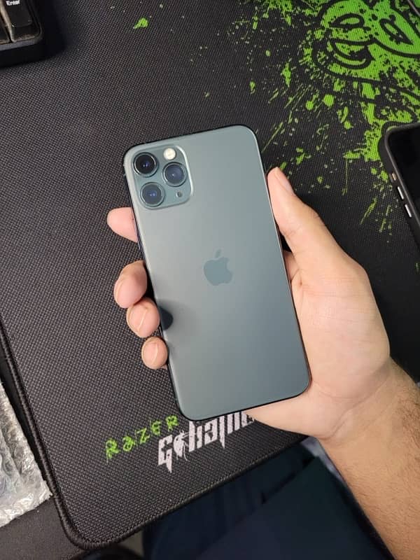 iphone 11 pro 256gb nonpta 10/10 0