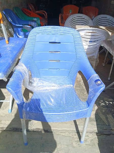6500 4 Chair 1 Table Set Plastic Chair Tables Plastic TableO3321O4O2O8 7