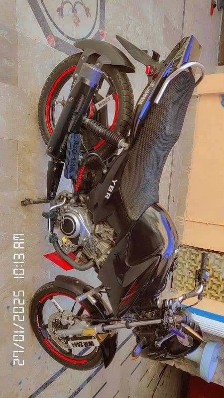 Yamaha YBR 125 4