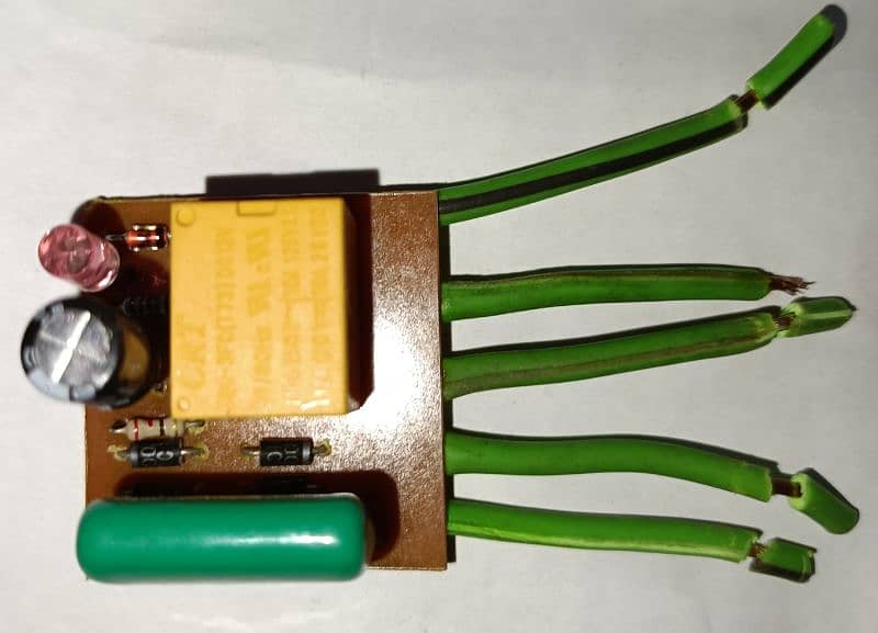Auto change-over module for AC & DC loads 1