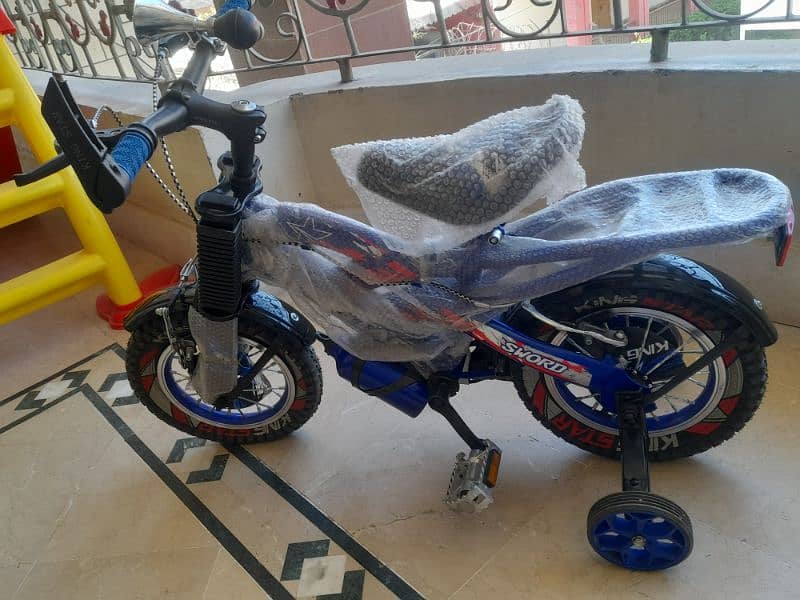 kids cycle in new condition 0