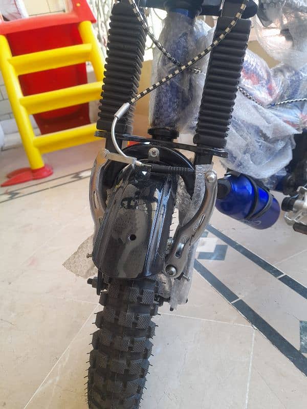 kids cycle in new condition 3