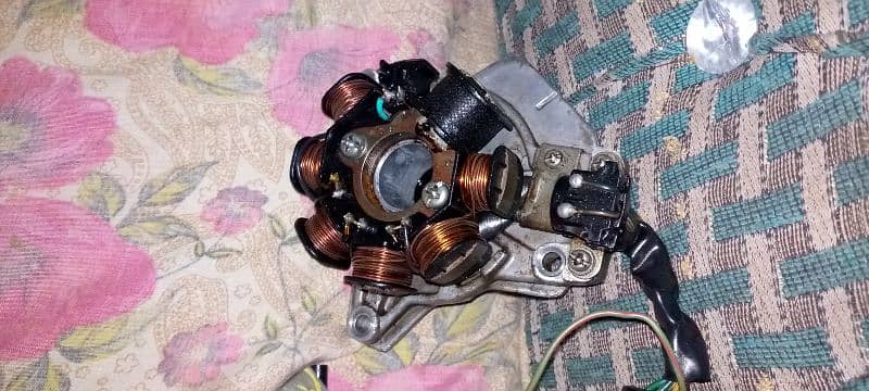 125 Geuniuen coil kara wid plate. . 70 bike agly pichly crome mudgaurd 1