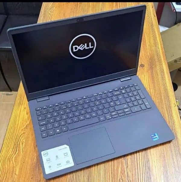 Dell Touch Screen i5 7th Generation (Ram 8GB + SSD 256GB) 15 Display 2