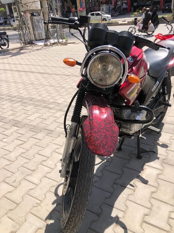 YBR 125G 9