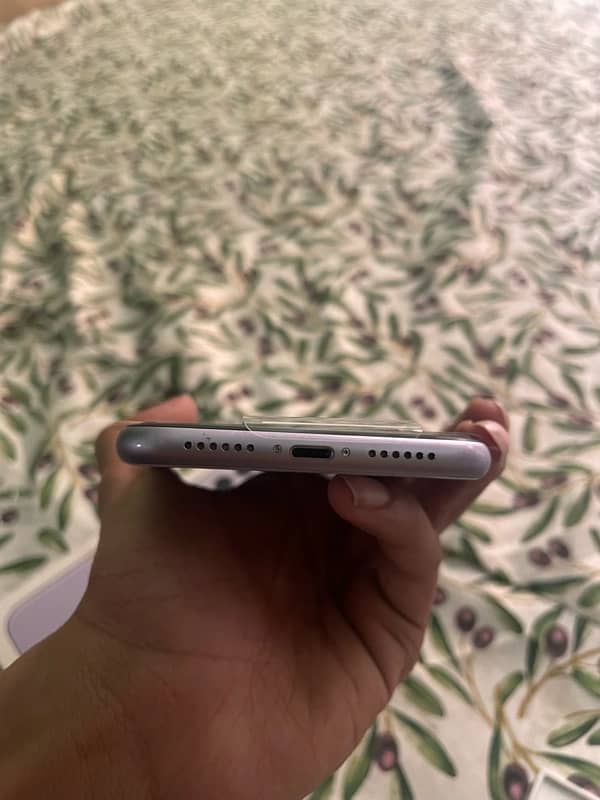 Iphone 11 box pack 128gb jv 5