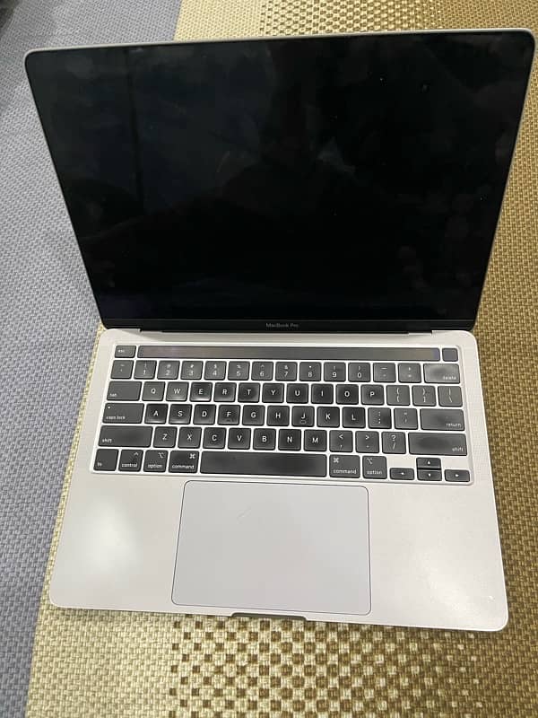 Macbook pro 2020 i5 Quad Core 512 SSD, 16 GB SSD 2