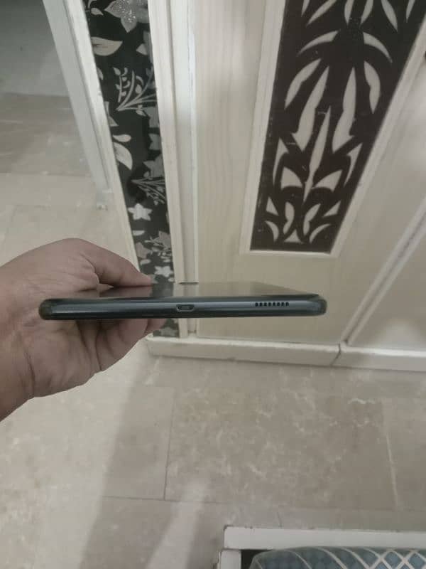 Samsung Tab 8 inch 6