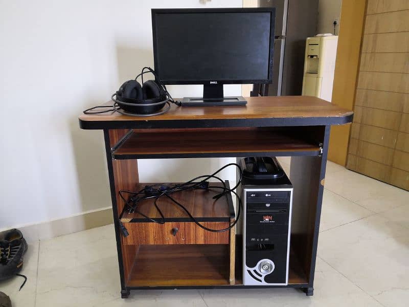 Dell PC (2010) - - All in one Package 0