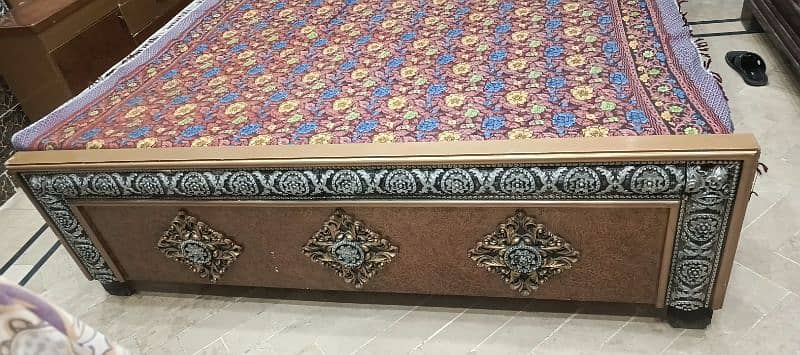 Double Bed Dressing Table with Matress 3
