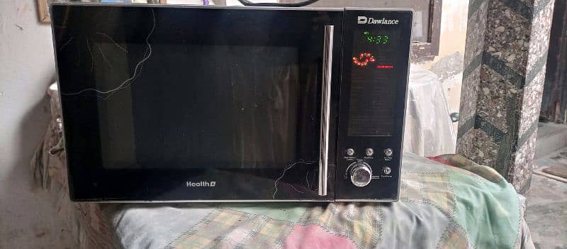 used micro with grill 0