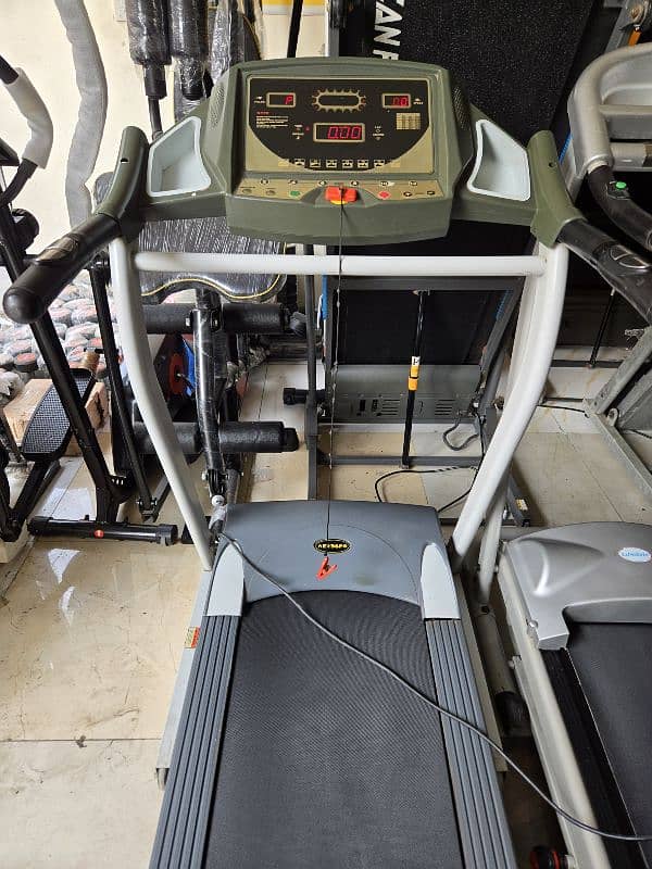 treadmill 0308-1043214/mannual treadmill/ exercise bikes/ home gym 2