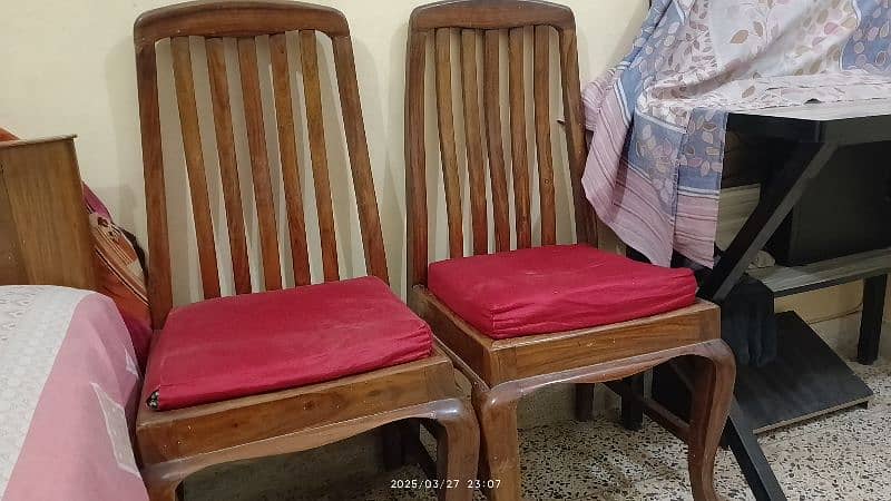 Wooden Dining Table 4 chairs 1
