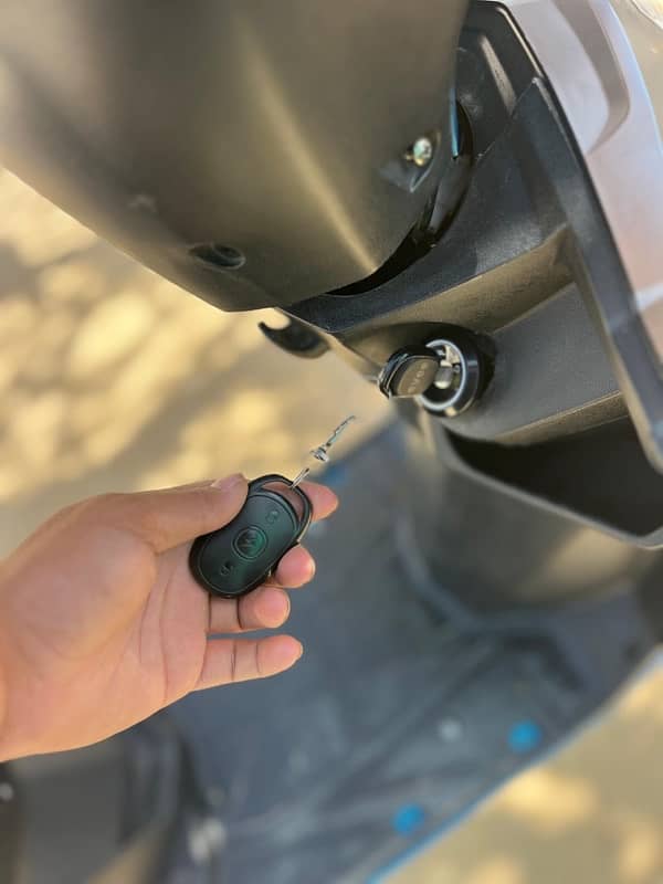 YJ future EV electric scoty 6