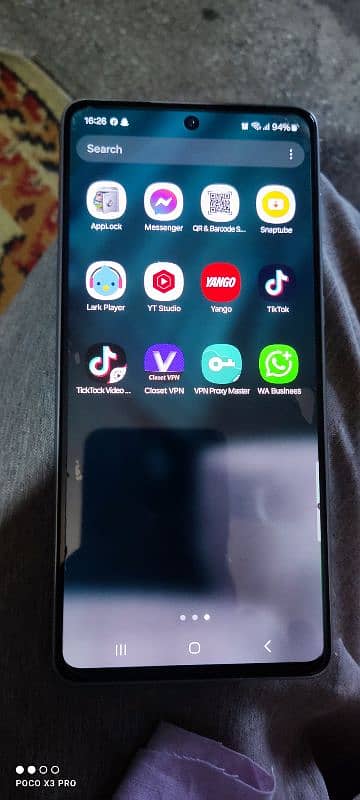 Samsung galaxy A 73 5g hai yah mobile 128GB memory our 8GB rahm hai 9