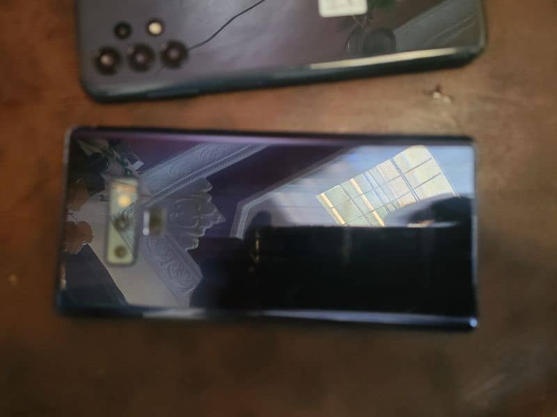 Samsung note9 and 6/128 spot on screen 4