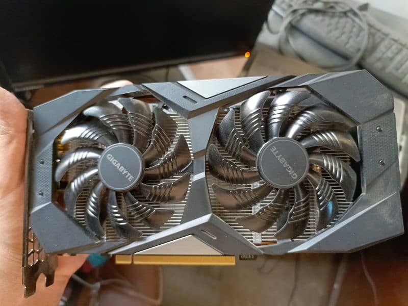 i7 4790 With Gigabyte 1660Super 1