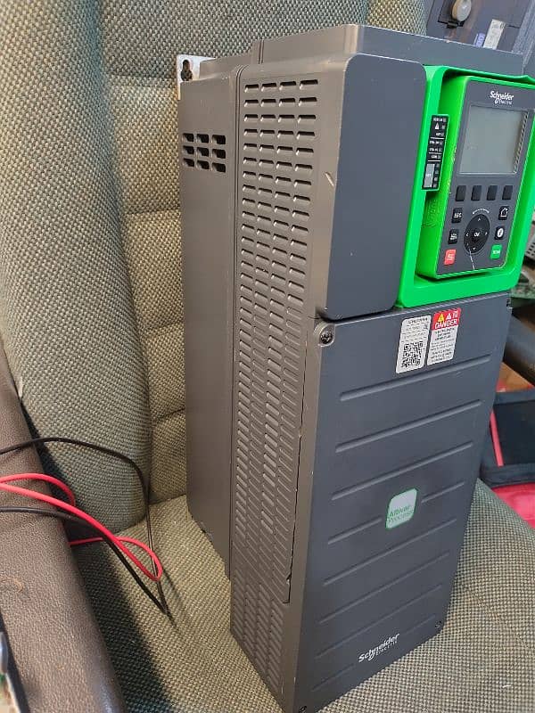 VFD INVERTER MITSUBISHI SIEMENS SCHNEIDER INDUSTRIAL 7