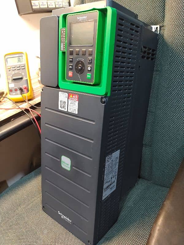VFD INVERTER MITSUBISHI SIEMENS SCHNEIDER INDUSTRIAL 8