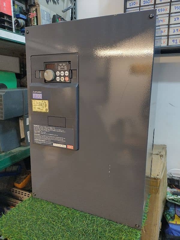 VFD INVERTER MITSUBISHI SIEMENS SCHNEIDER INDUSTRIAL 15