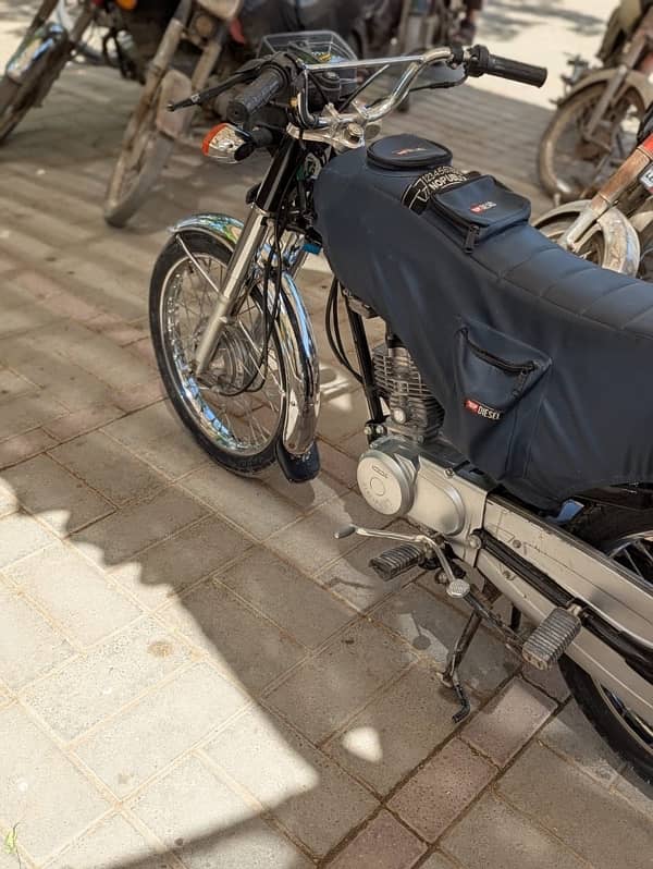 honda 125 / unique 125 /- 03461809478 3