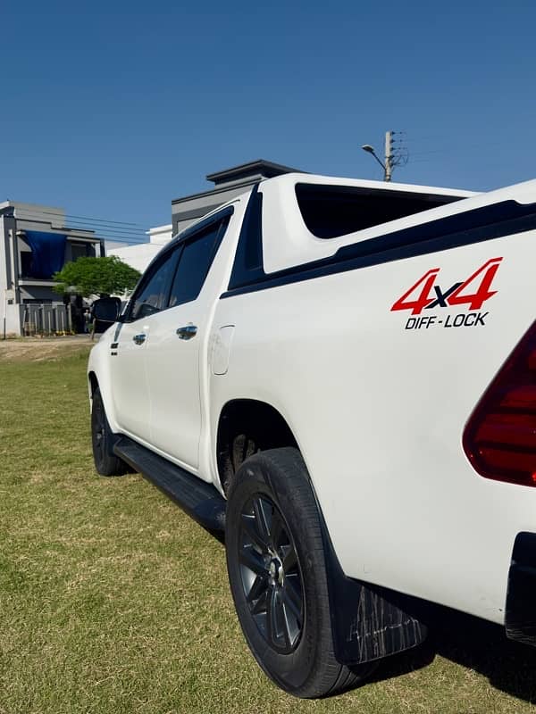 Toyota Hilux Revo 2019 3