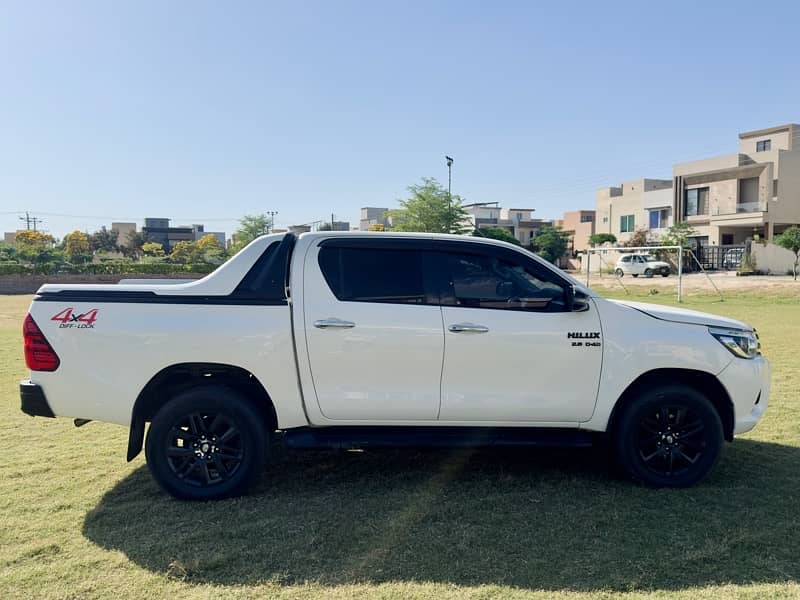 Toyota Hilux Revo 2019 5