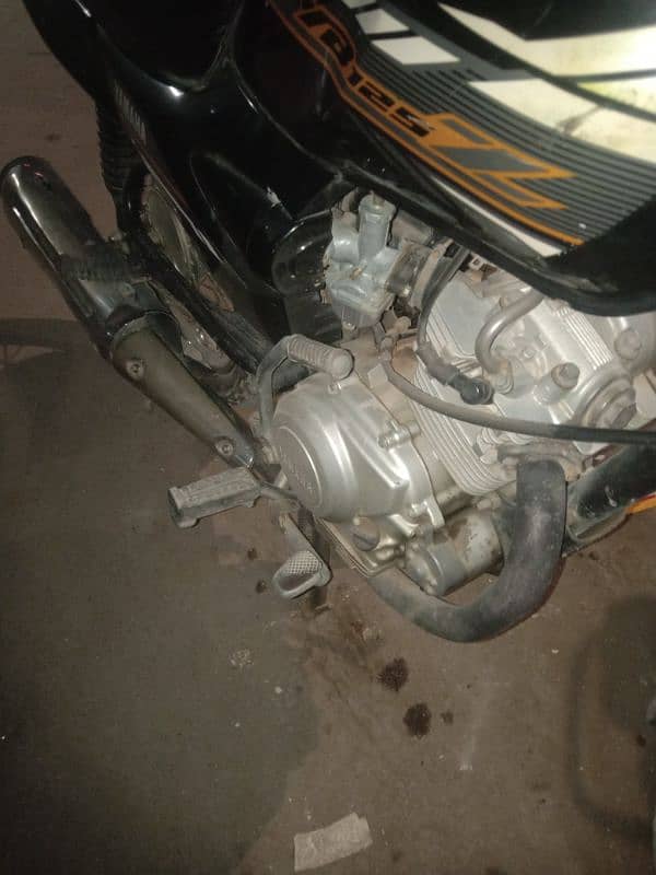 Yamaha YB125Z available 2