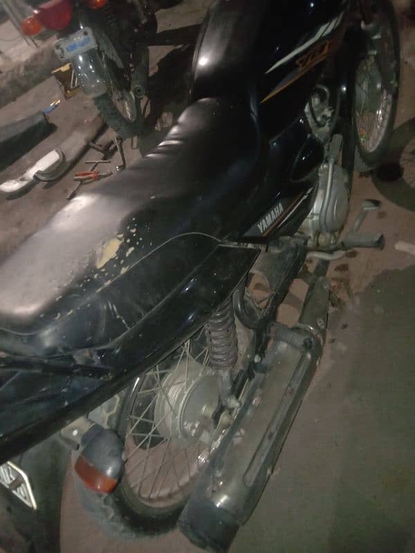 Yamaha YB125Z available 11