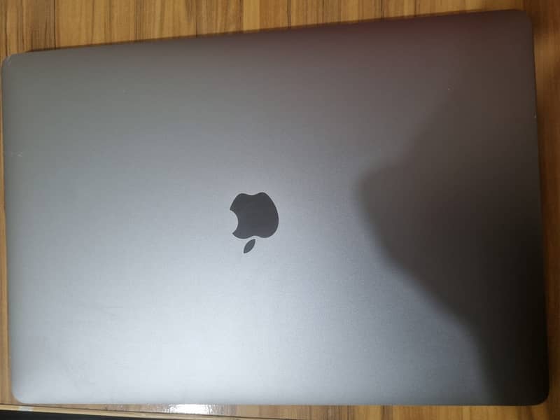 MacBook Pro (15-inch, 2019) 0