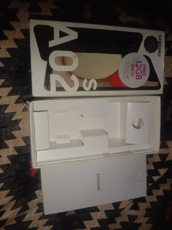 Samsung a02s original box for urgent sale 3