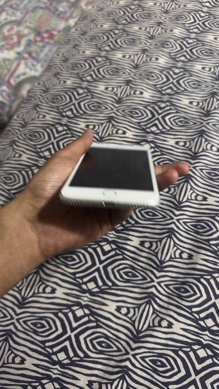 iphone 8+ pta approved 2