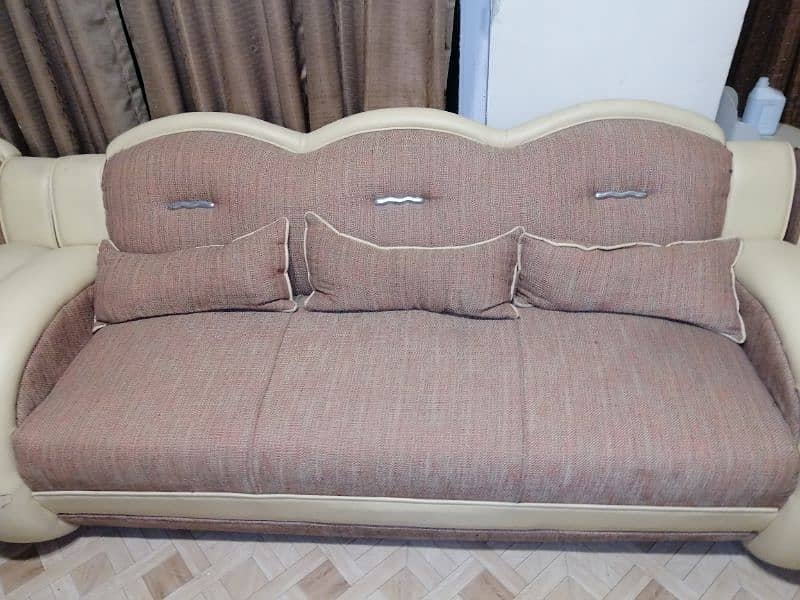sofa new never used 0
