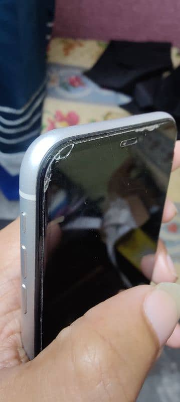 I phone xr non pta 3