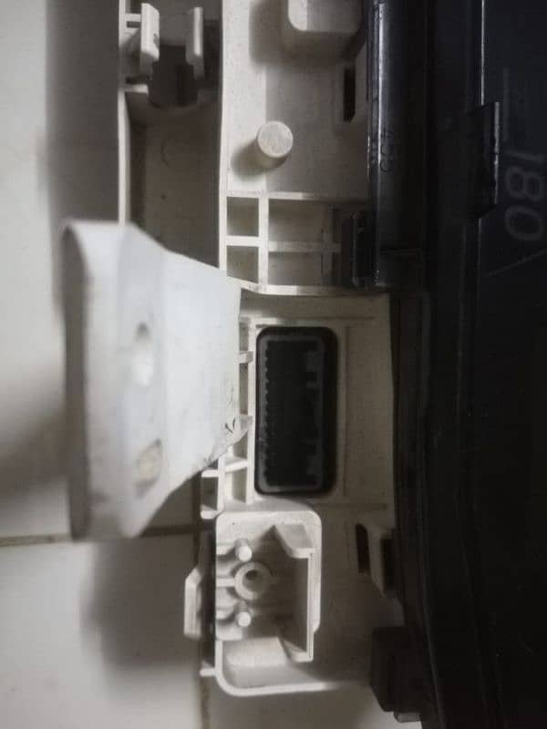 Vitz 2010 genuine speedometer for sale  Demand 4500/- Price negotiable 1