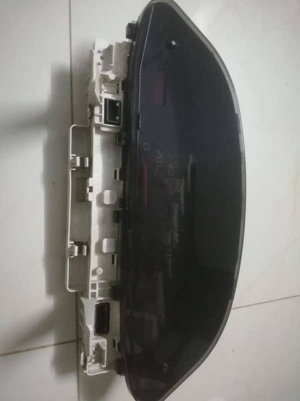 Vitz 2010 genuine speedometer for sale  Demand 4500/- Price negotiable 2