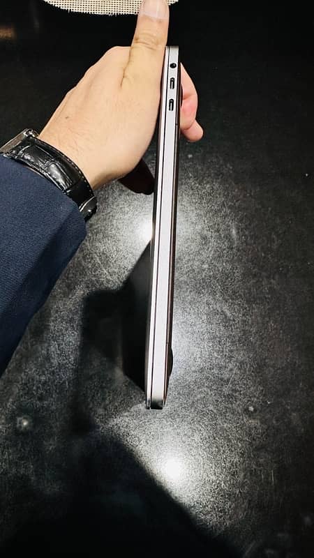 macbook pro 2017 touch bar 7