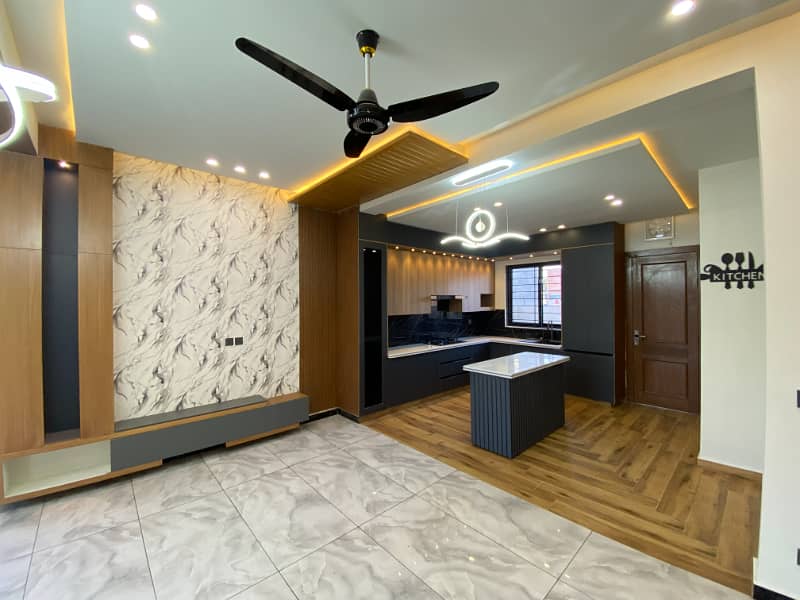ALMOST 7 MARLA UNIQUE DESIGNER HOUSE FOR SALE 6